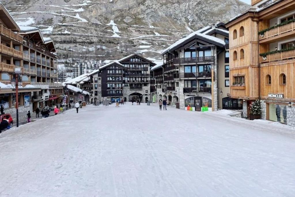 Central 3 Bedroom Chalet With Balcony Val-dʼIsère Extérieur photo