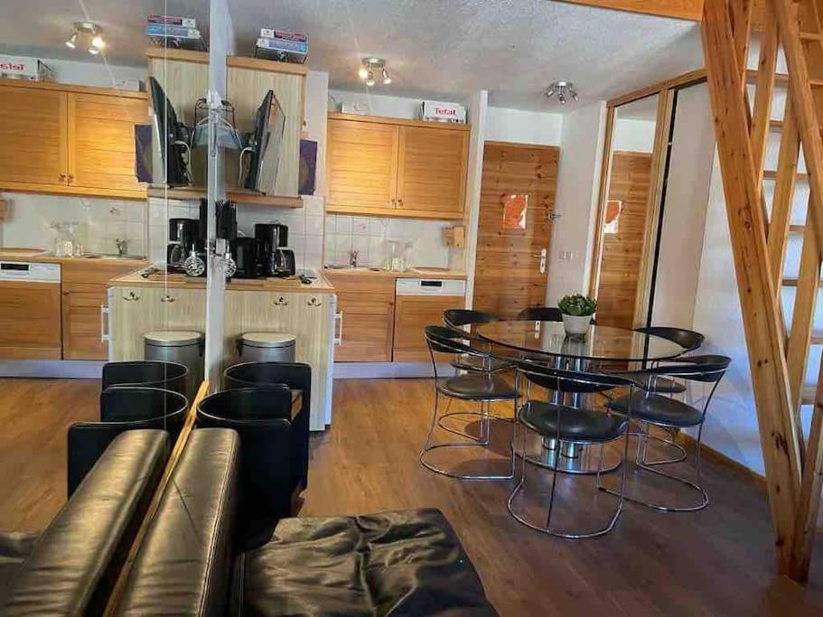 Central 3 Bedroom Chalet With Balcony Val-dʼIsère Extérieur photo